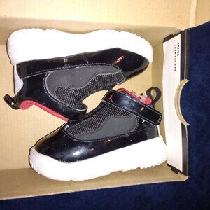 Baby shoes